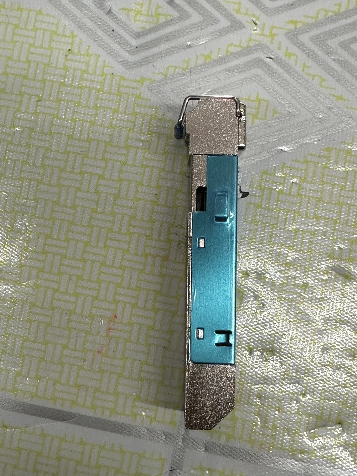 蓝色支架件