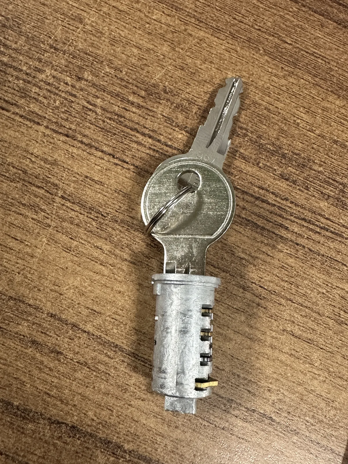 钥匙与锁芯件